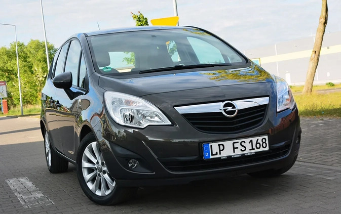 Opel Meriva cena 26900 przebieg: 137000, rok produkcji 2013 z Gostynin małe 596